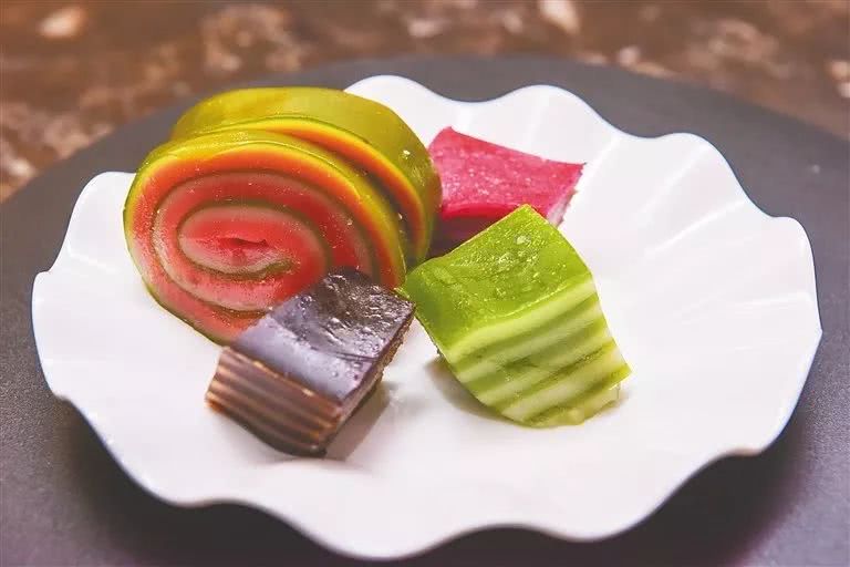 万宁,猪肠,海南美食,椰子,家常菜,东山岭,鱼汤,猪皮,小海鲜,鱿鱼