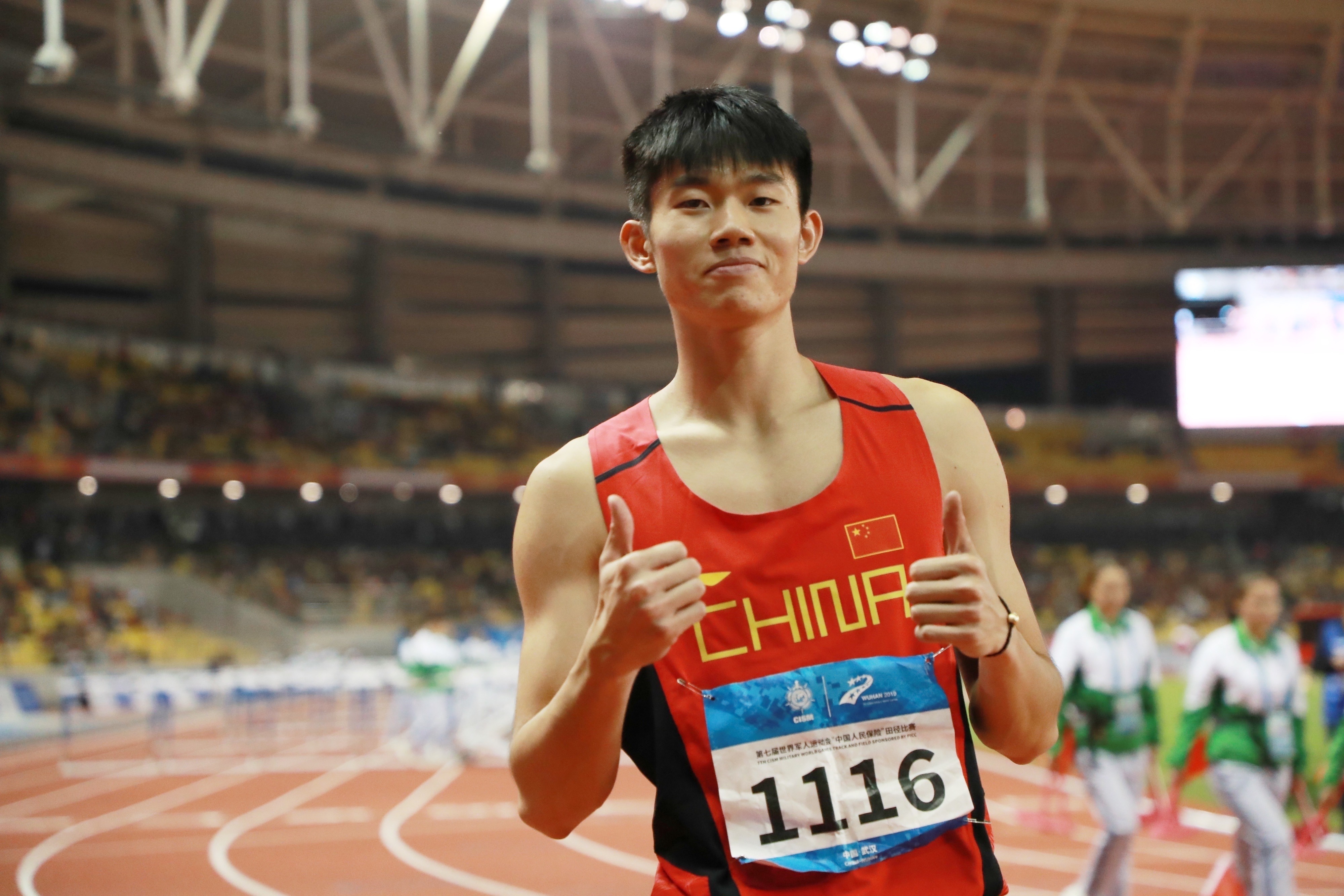 田径新星曾建航夺冠排亚洲第一 接班刘翔仍有差距