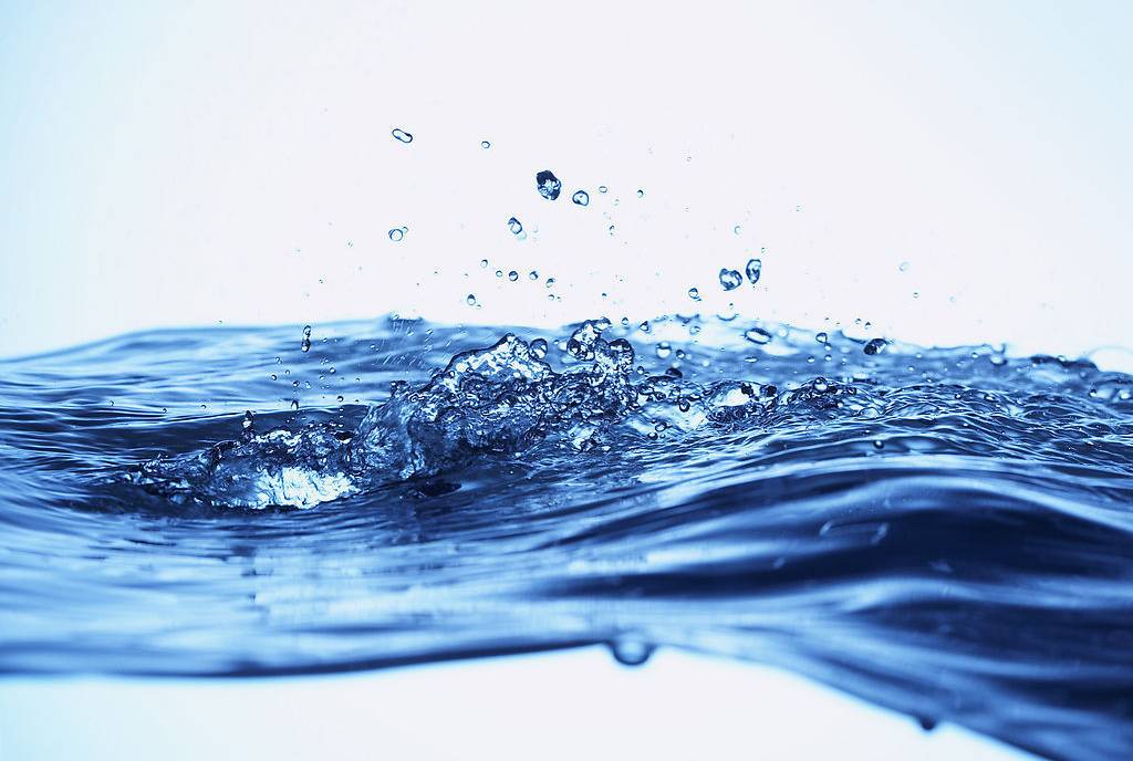 别让 生命之源 毒害你的健康 这些水不能喝