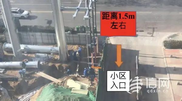 ​青岛天福园门口建起高压线塔，距离小区不足1.5米