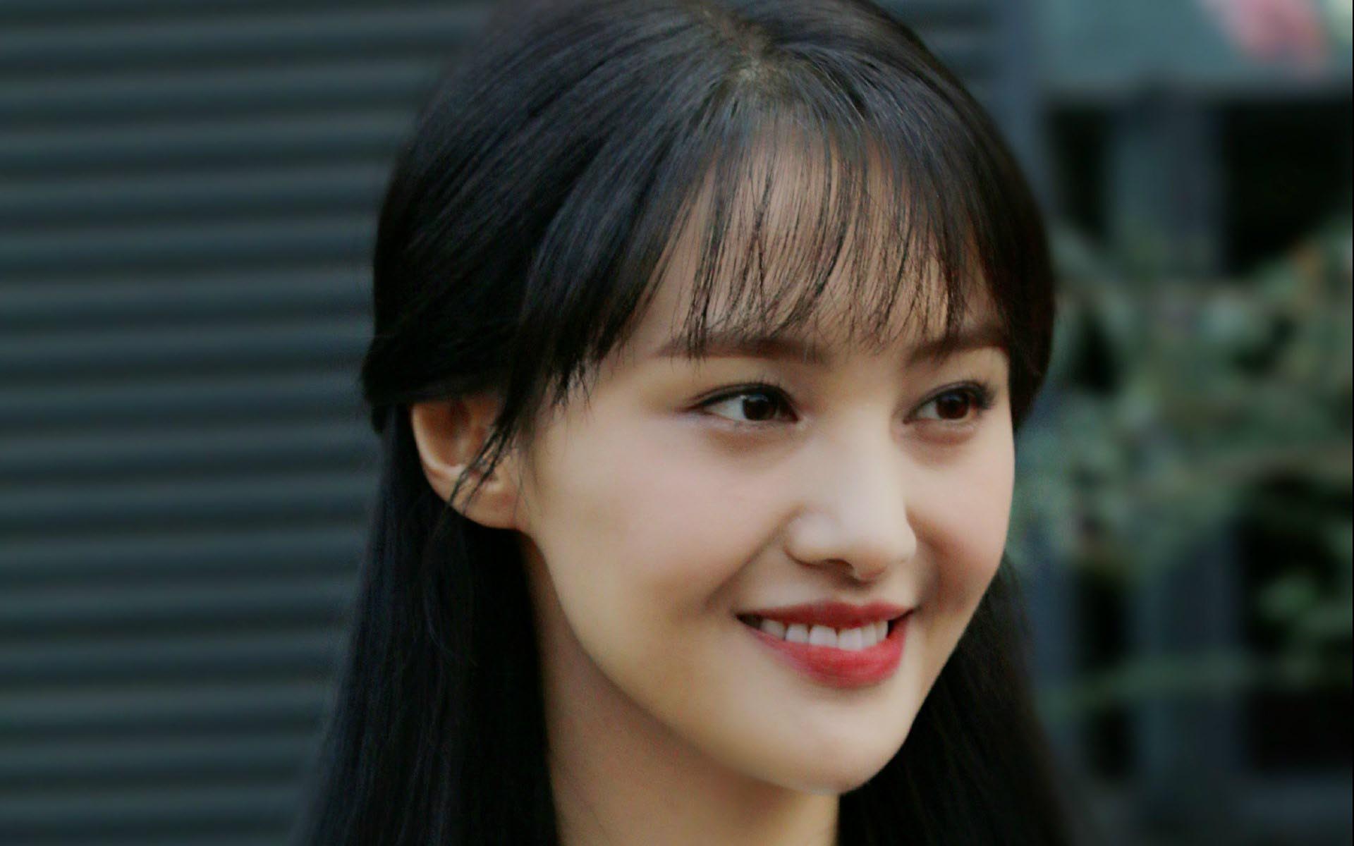 郑爽又现迷惑发言!称自己备受老百姓喜爱,可谓自卖自夸第一人!