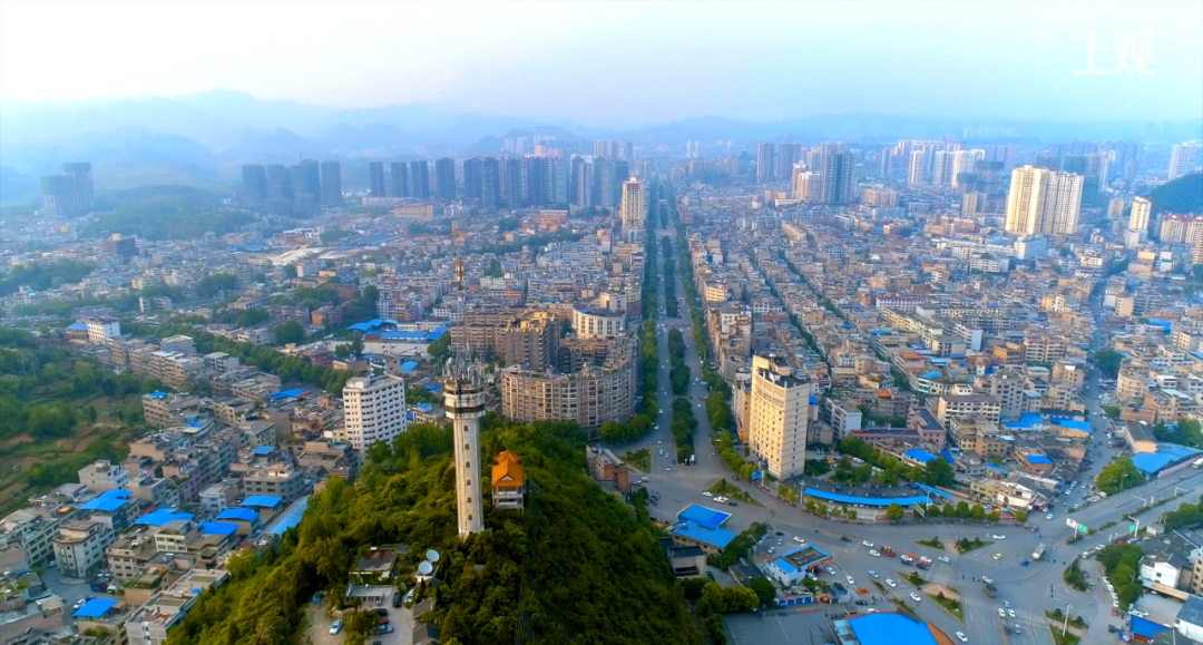 清镇中轴上的故事 让所有人大开眼见