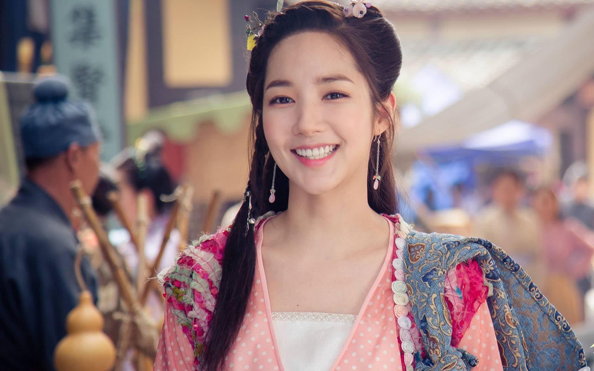 待播4年的《锦衣夜行》定档6月?张翰朴敏英将出演夫妻