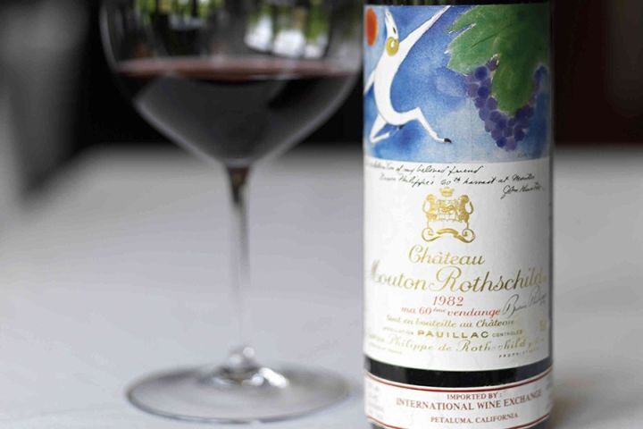 这个班有 <wbr>61 <wbr>个学生,拉菲是班长,木桐是文艺委员 这个班有 <wbr>61 <wbr>个学生,拉菲是班长,木桐是文艺委员