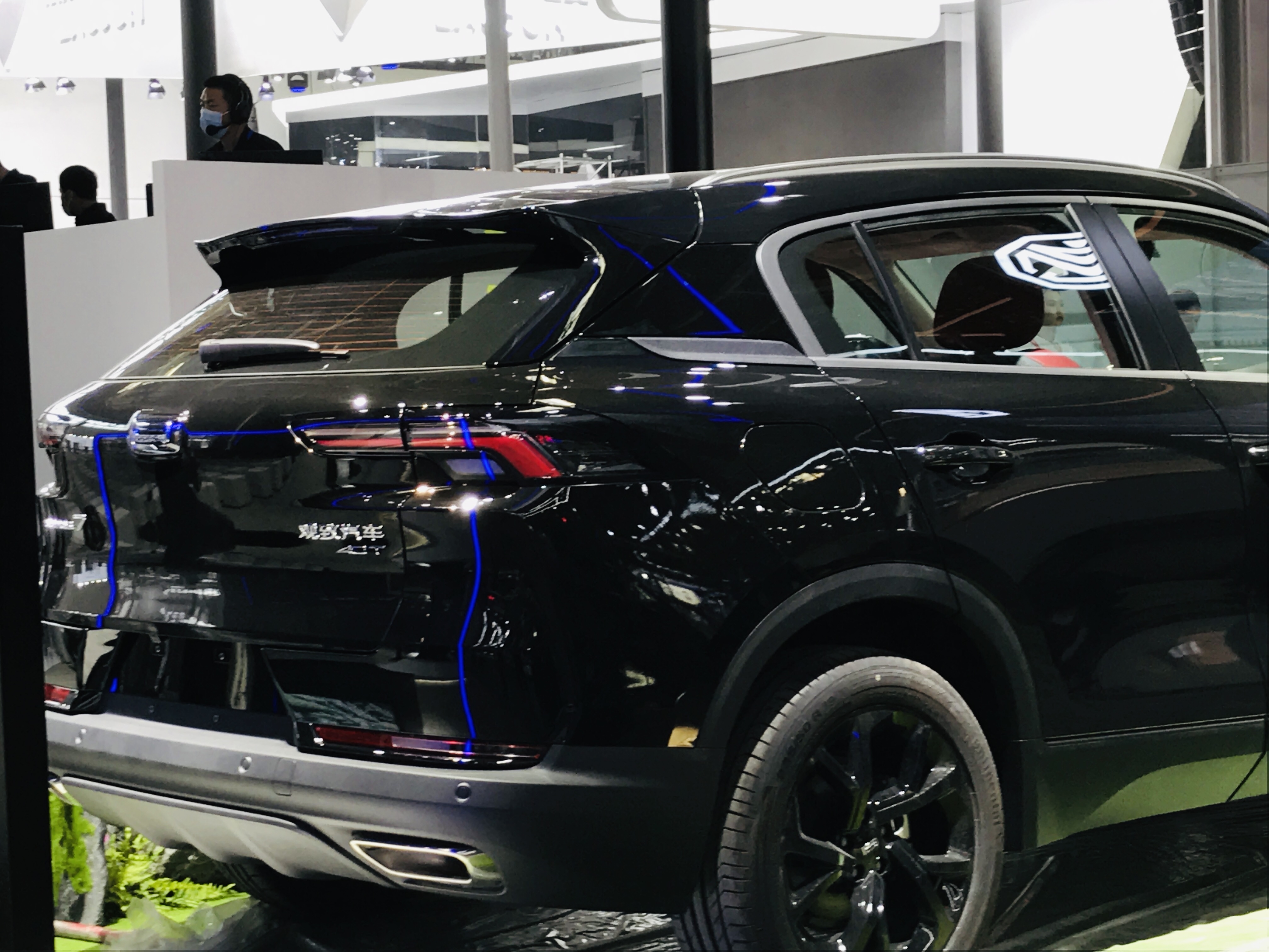 北京车展探馆观致展台全新观致7备展