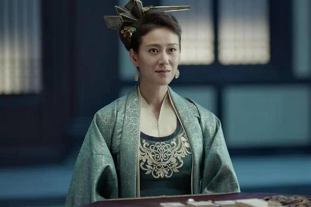 《庆余年》柳如玉对范闲是百般刁难,短短数日,为何另眼相待?