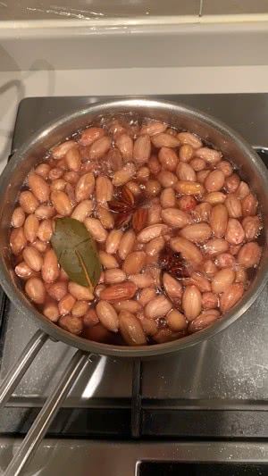 餐桌上必备的下酒菜,水煮五香花生米,做法简单一学即会