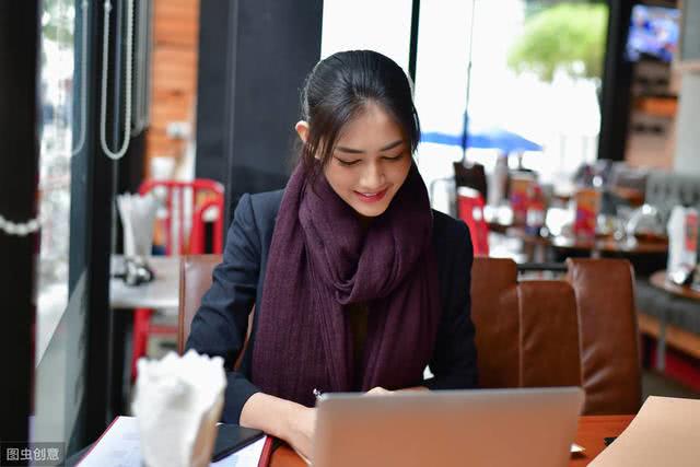 会计,美女,初级会计