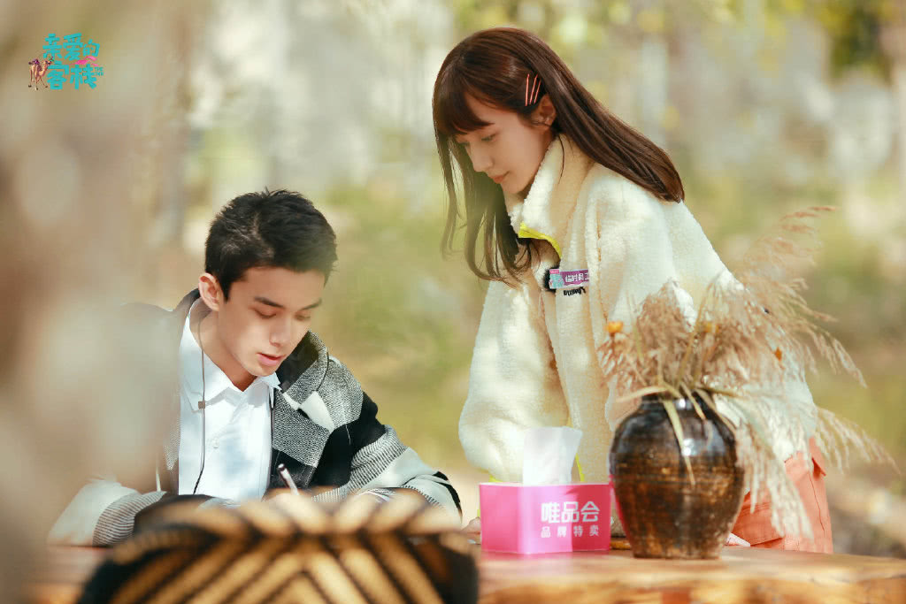 《亲爱的客栈》迎来史上最小咖飞行嘉宾,镜头全被剪,像不存一样!