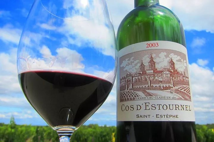 这个班有 <wbr>61 <wbr>个学生，拉菲是班长，木桐是文艺委员