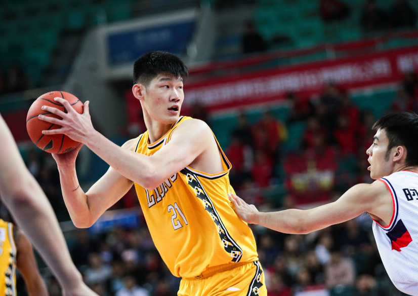 浙江广厦:孙铭徽,刘铮,李金龙,赵岩昊,苏若禹