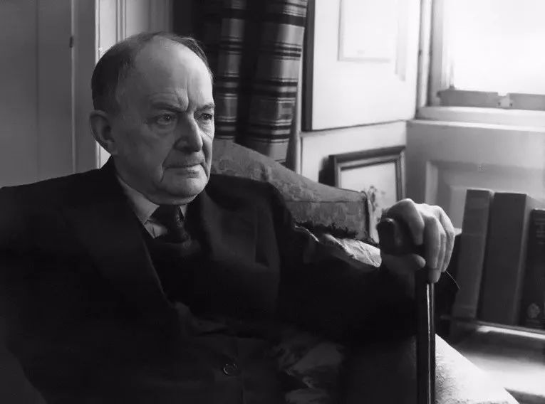 沃尔特·德拉·梅尔(walter de la mare,1873—1956),英国诗人兼小说