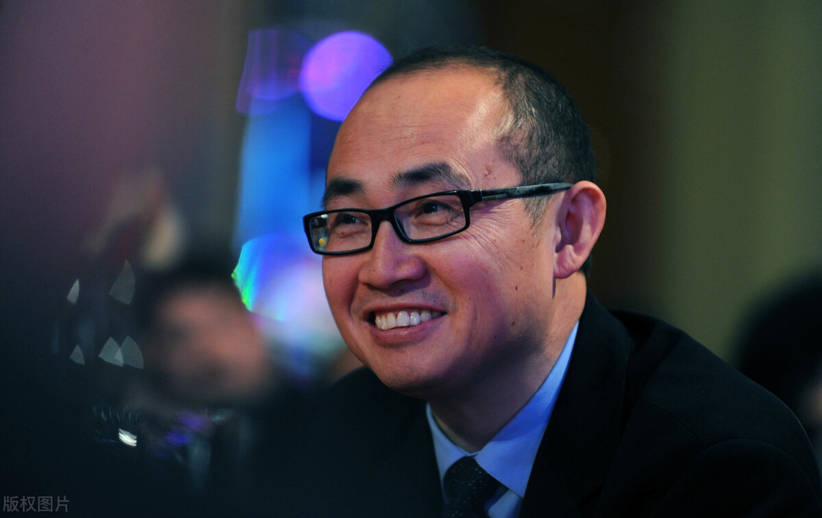 潘石屹还"跑"吗?"赚中国的钱给美国花",他到底安的什么心?