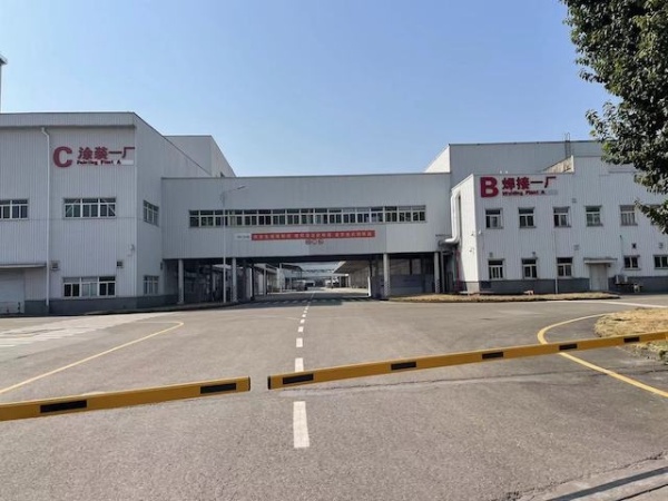 厂区萧条、总部大楼关闭、质量问题频发，目标年销5万辆的北汽瑞翔“涅槃未能重生”