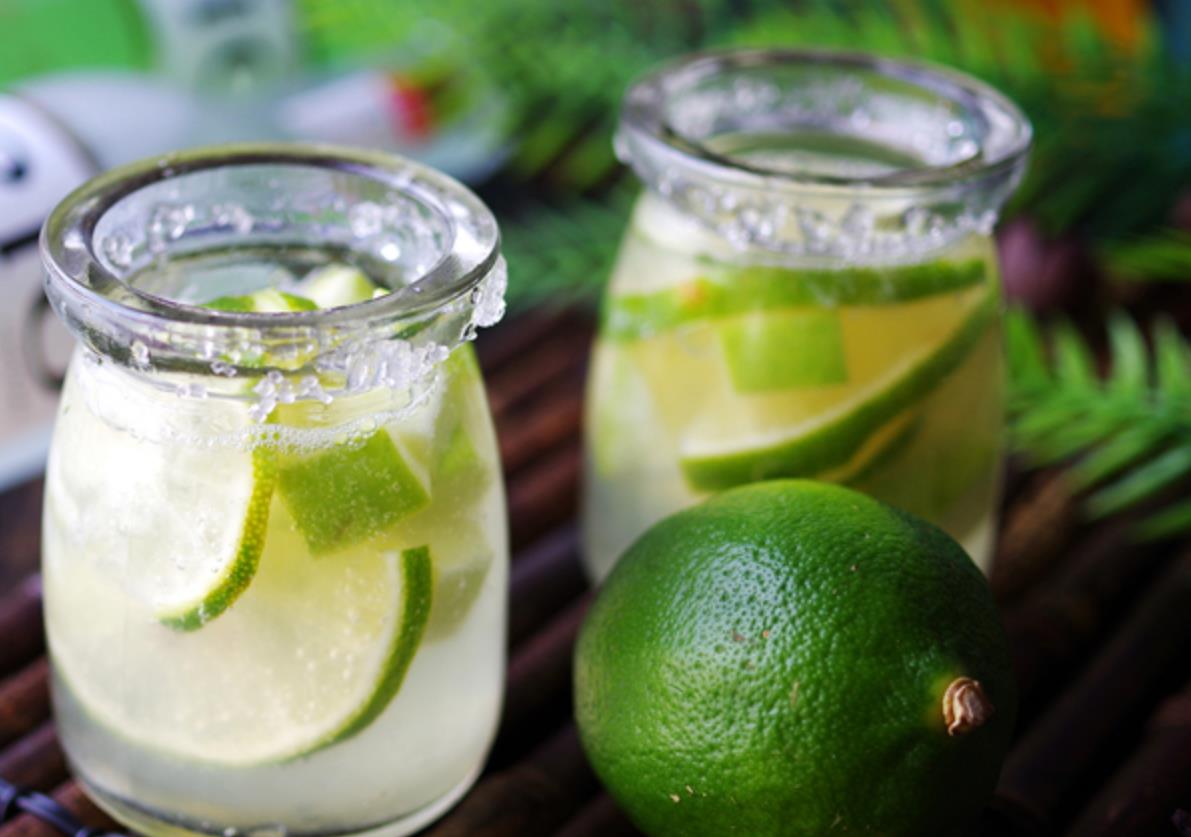 青柠,美容养颜,柠檬,白酒,冰糖,喝酒