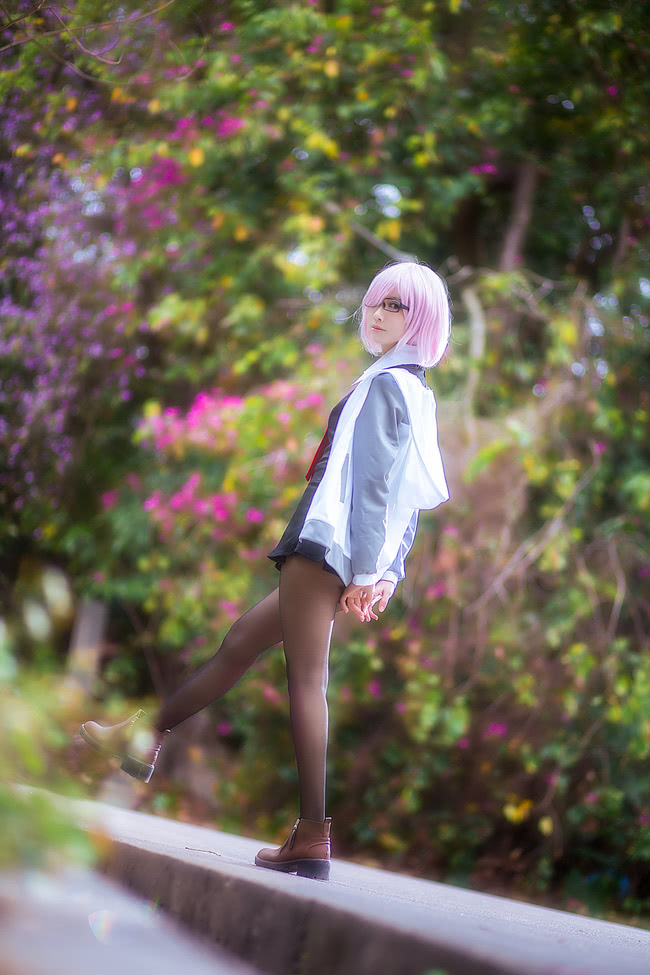 玛修·基列莱特cos:今天是最后的时间,来和我签订契约吧