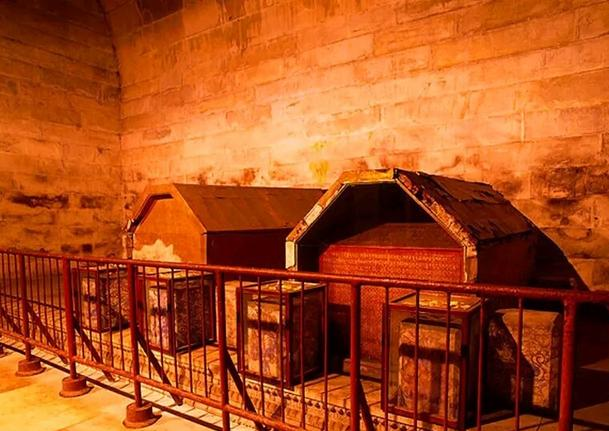 为何雍正陵墓保护较好?