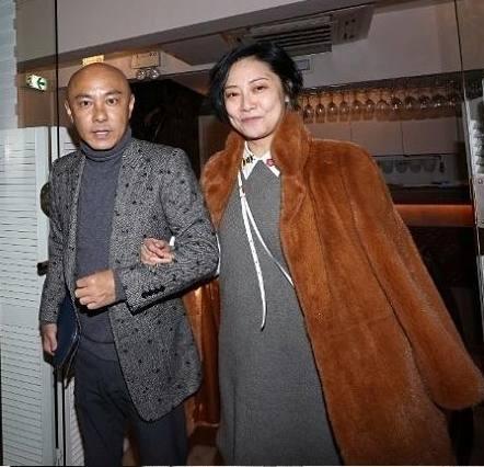 同是《少年方世玉》男主,今一人对妻子不离不弃,他却被骂负心汉 同是《少年方世玉》男主,今一人对妻子不离不弃,他却被骂负心汉