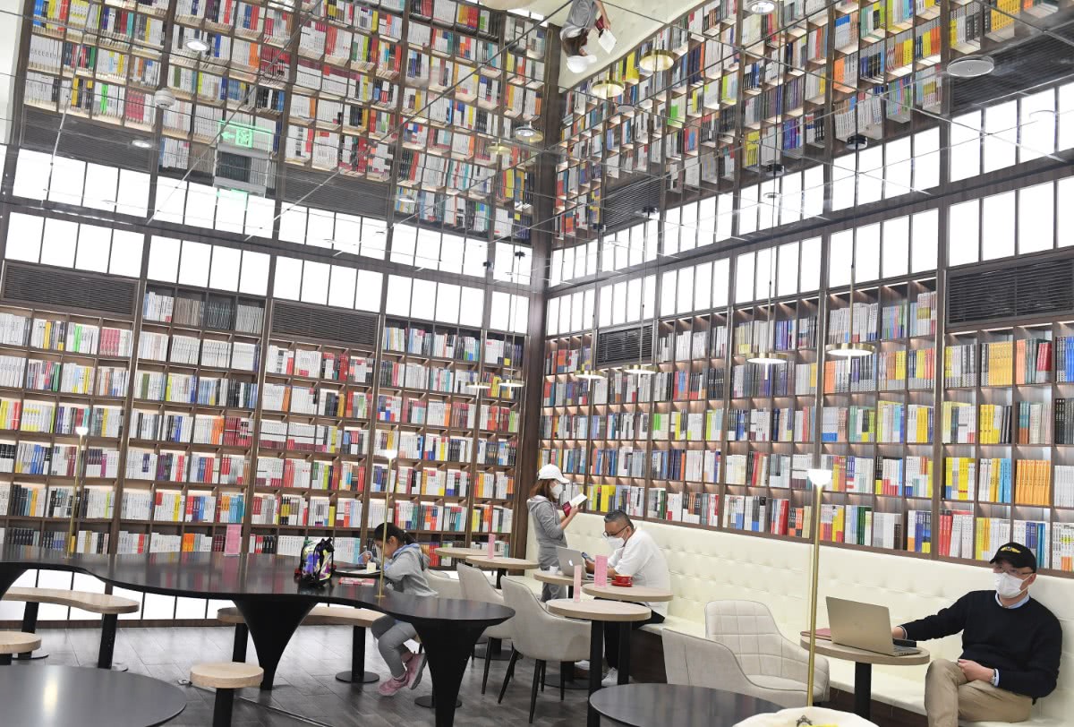 "最美书店"钟书阁西单开新店