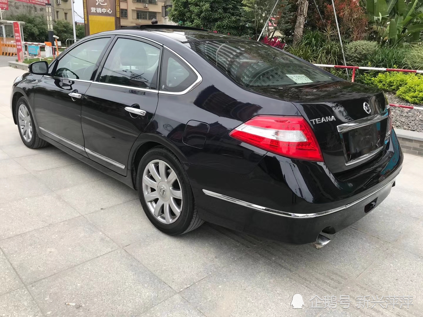 分享一组车子图片,2009款公爵2.5xv尊雅版