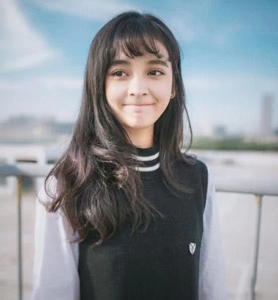 《香蜜》中的穗禾,原来我们早就认识,她的照片还被我们当头像!