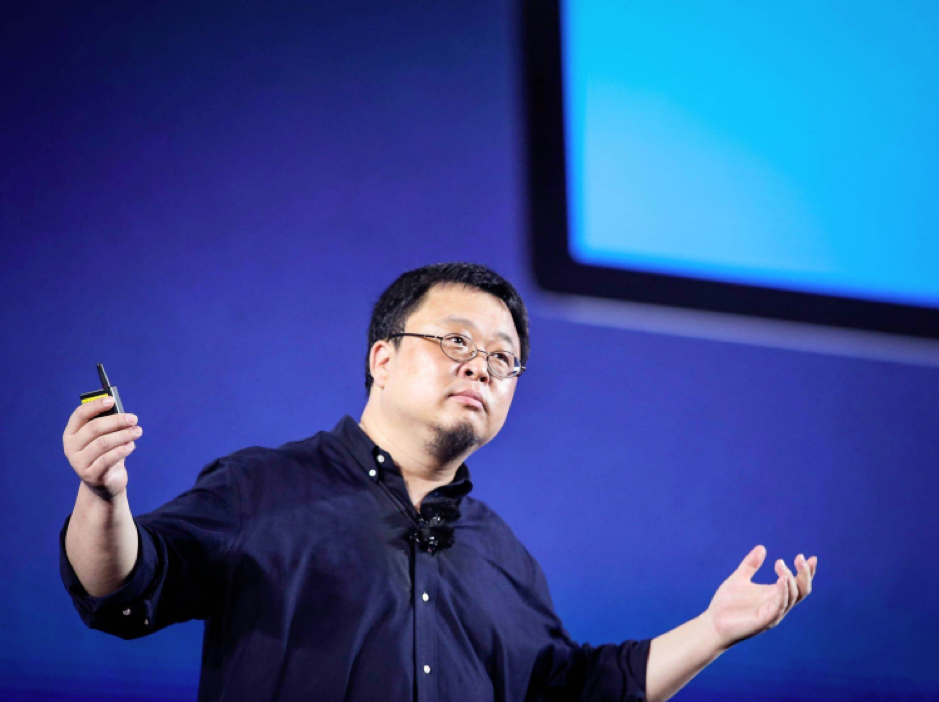 罗永浩,锤子科技,手机业务,坚果手机