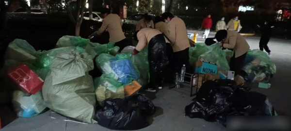 学生宿舍被强制征用做隔离点，苏州工业园区教育发展投资公司对此粗暴行为道歉