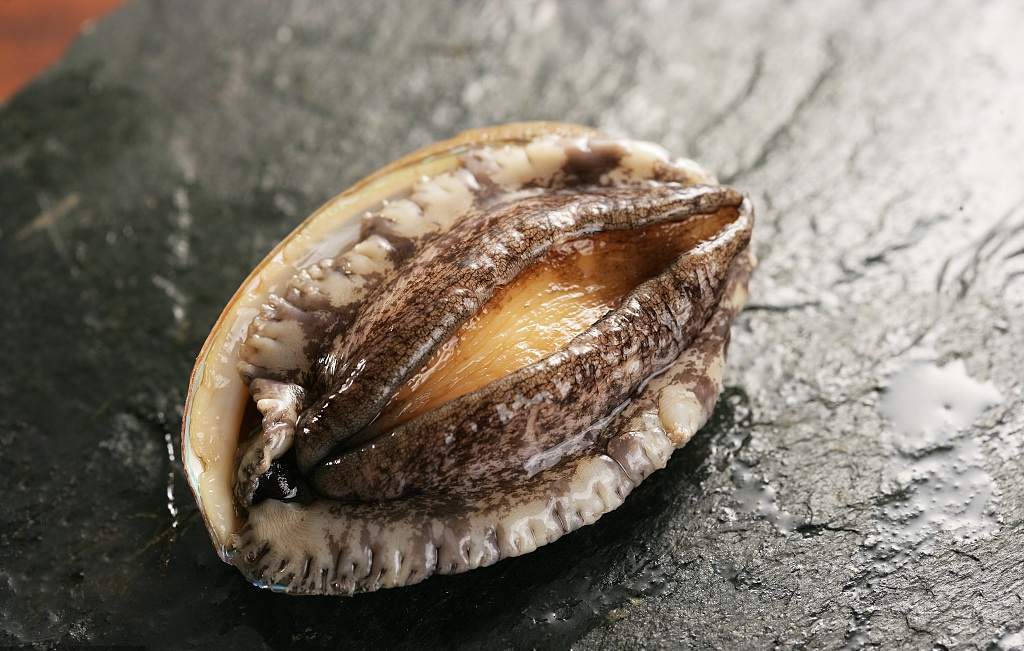 不会洗鲍鱼?没关系!只要这样做很简单!