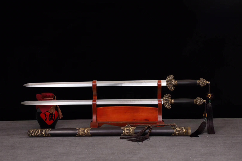 鸳鸯龙凤剑,铜装黑檀木鞘