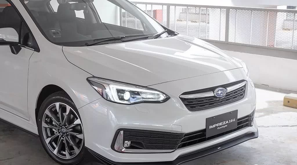 油耗稍高算是弱项,体验2020款斯巴鲁翼豹impreza家用轿车