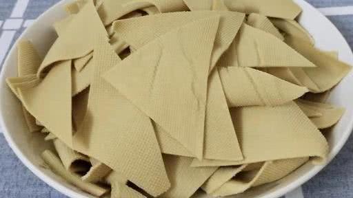 豆腐皮,猪肉,炒猪肉,大蒜,炒豆腐,红辣椒