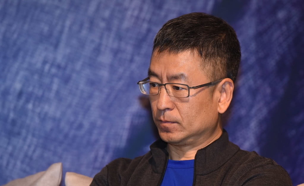 白岩松痛批足协:不按规律办事足球没有未来,希望陈戌源活到100岁