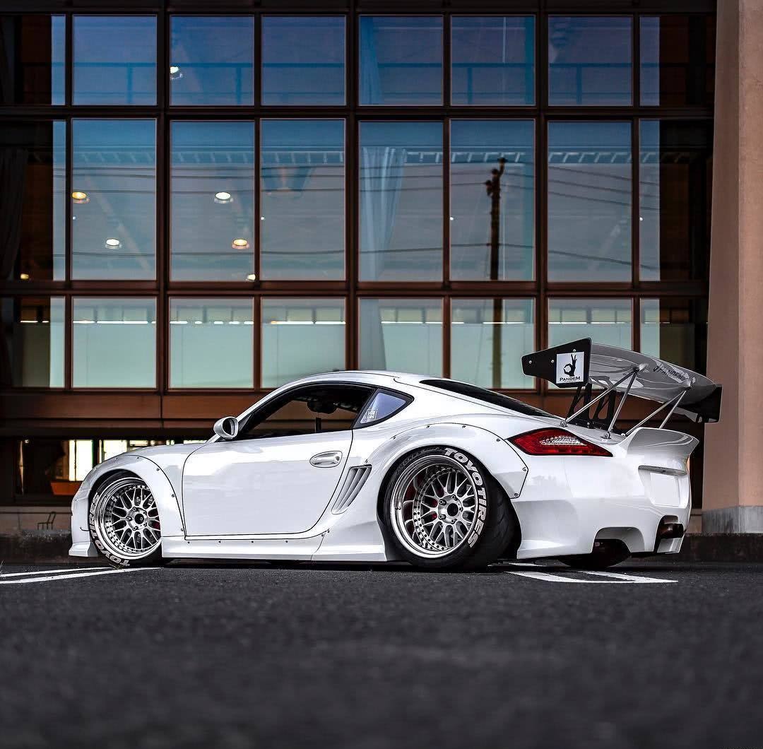 搭载tbt车身宽体套件的保时捷cayman!