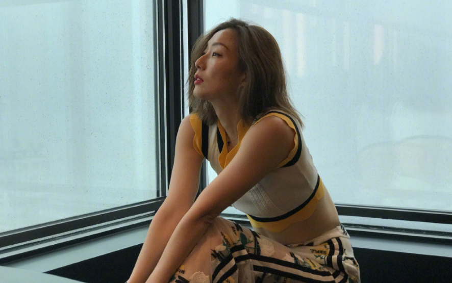 黄心颖回国后毫无明星相仅一月身材迅速消瘦吃饭靠家人送外卖