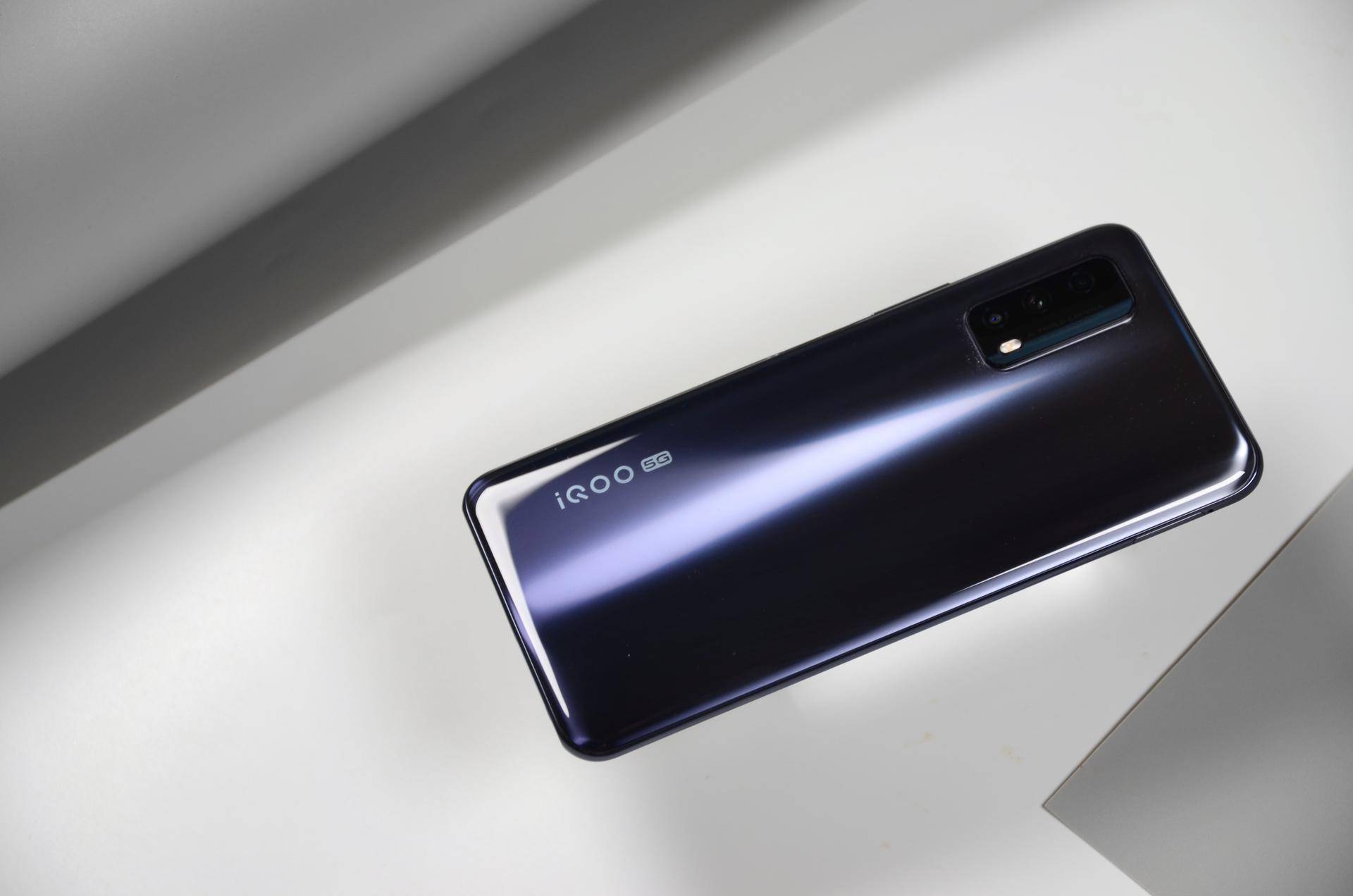 iqoo z1x值不值得入手?不妨看看用户的评价吧