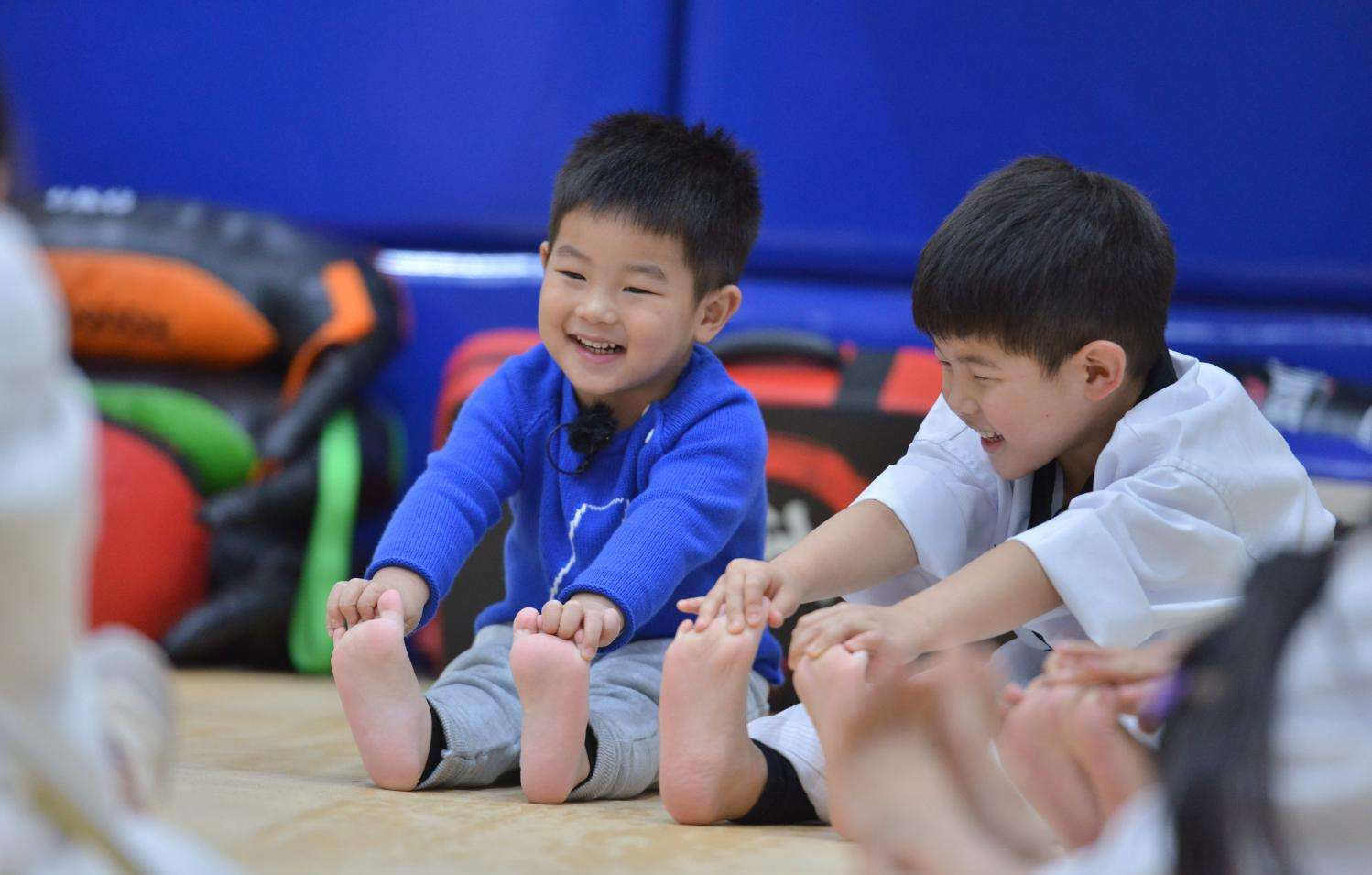 胡可自曝当众打过儿子安吉:100分的完美父母,是孩子的灾难