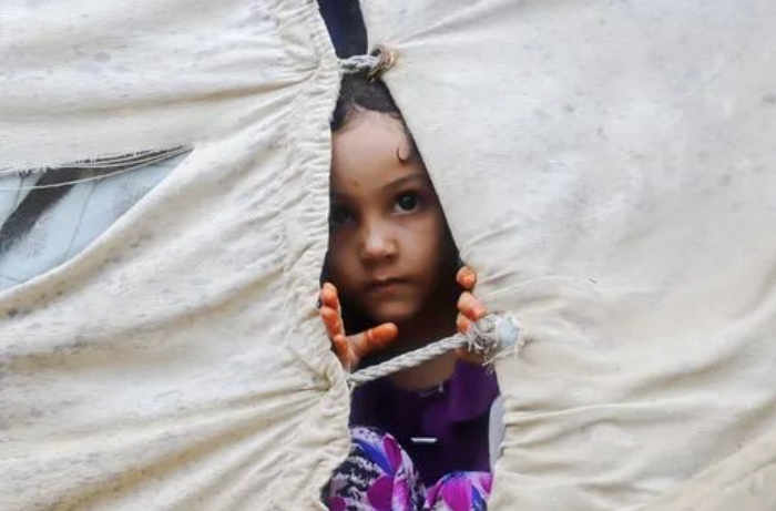 疫情 战乱,中东孩子开学难开心