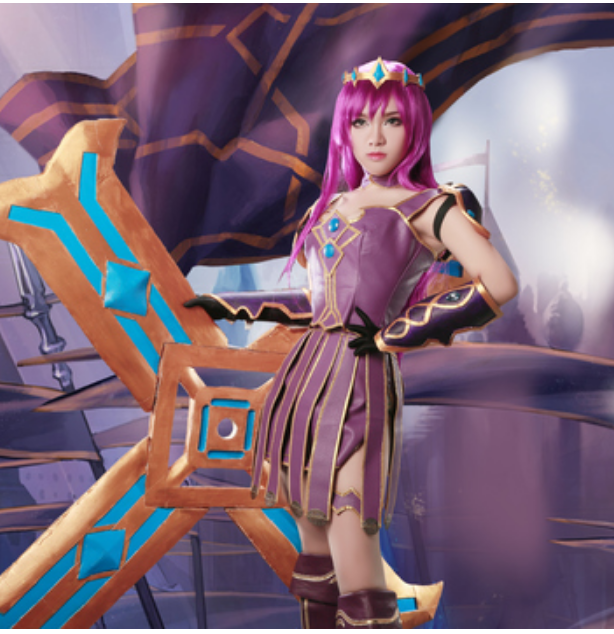 英雄联盟战争女神希维尔cosplay,荣誉,是钝剑上的锈迹