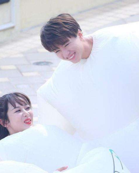 王俊凯,杨紫,中餐厅,高能少年团