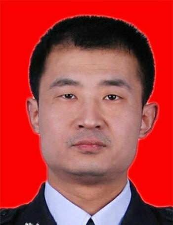 范荣,减刑,副局长,恩施州,湖北,严金,恩施州公安局,恩施,恩施市公安局