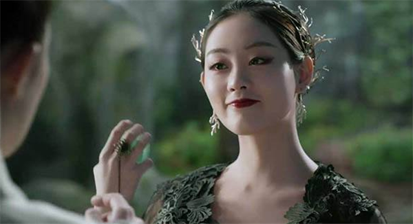 三生三世十里桃花:现在看来出身微贱的玄女努力向上爬也没什么错