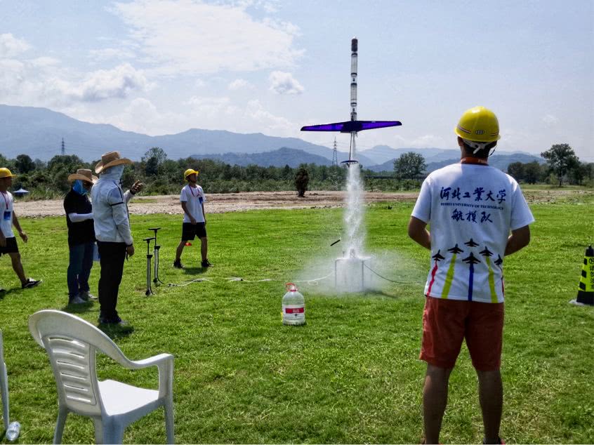 河北工业大学航模团队再获2019年中国国际飞行器设计挑战赛电动滑翔机