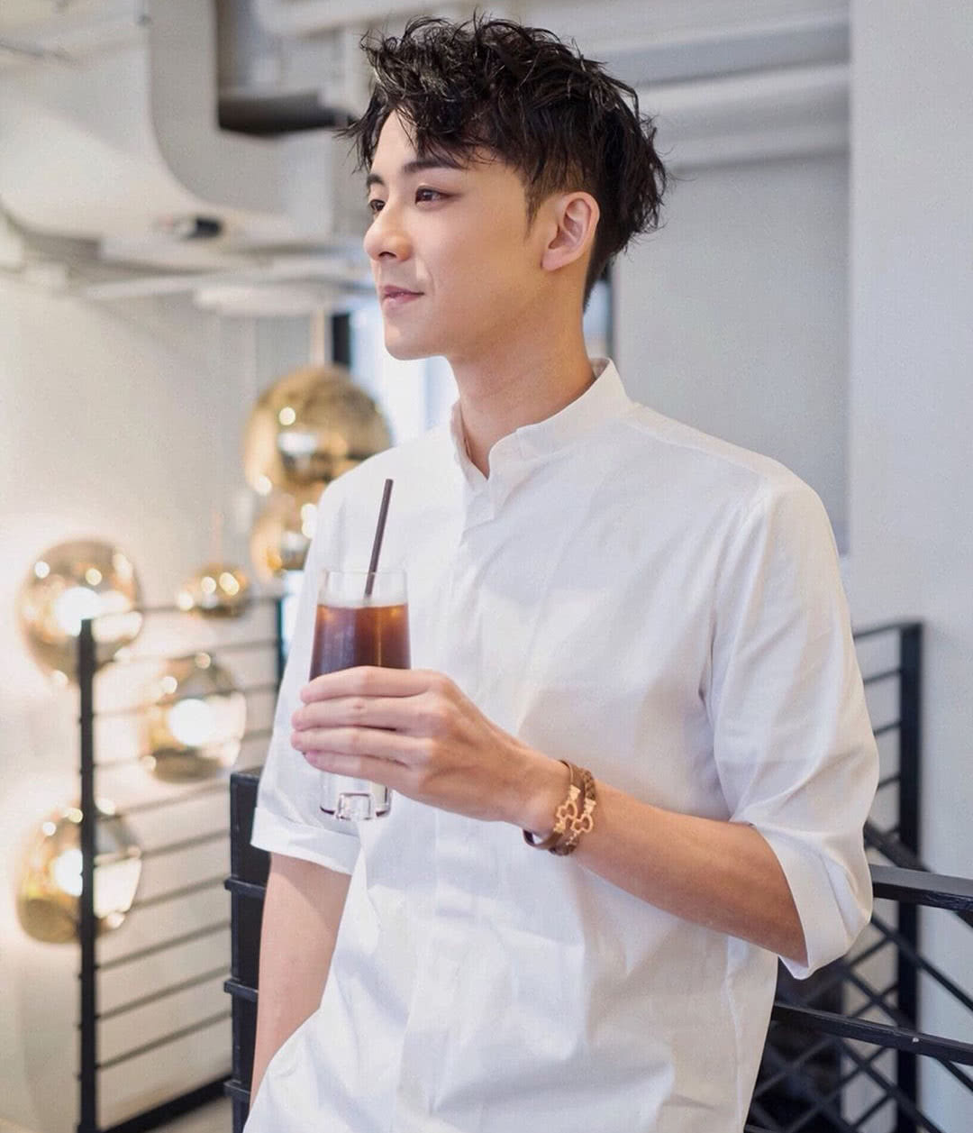 周秀娜,蔡思贝,余德丞