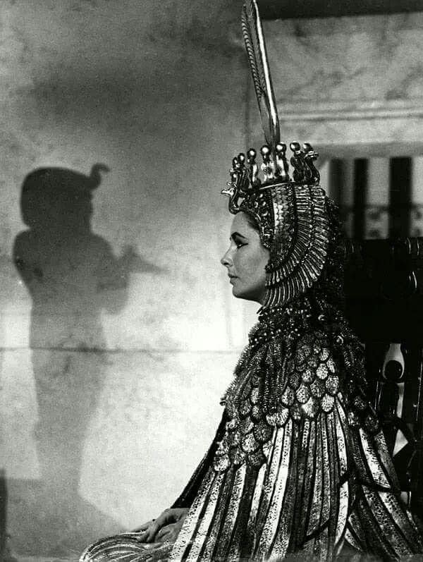 埃及艳后,凯撒,宾虚