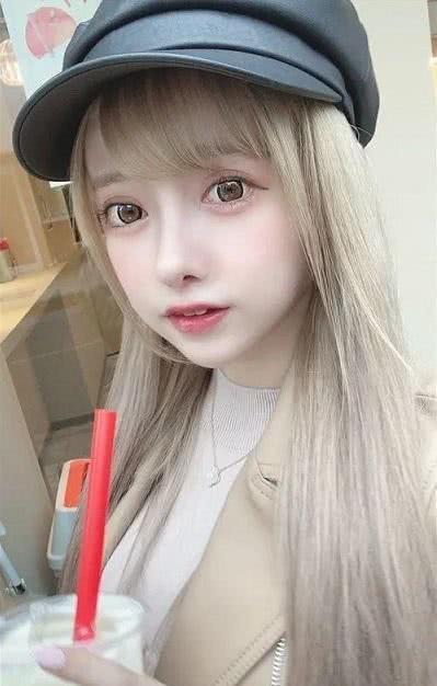 日本女孩花600万整成芭比娃娃,看到旧照,网友:原来容貌更漂亮