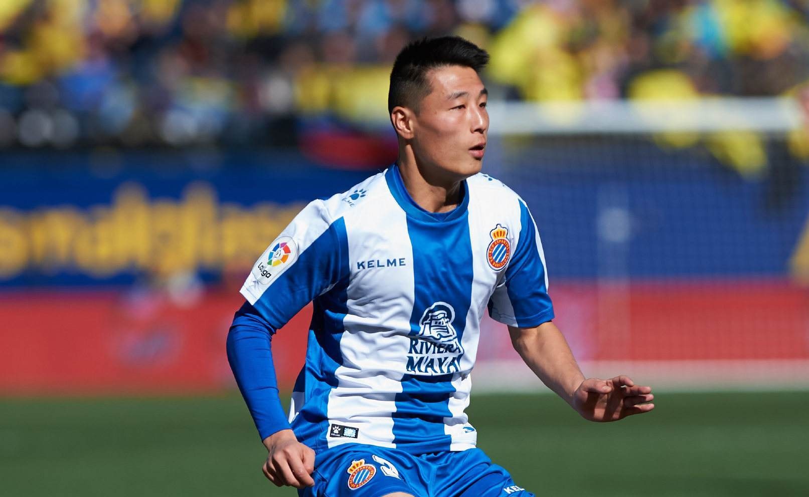 武磊身披7号球衣(武磊到底是七号还是24)