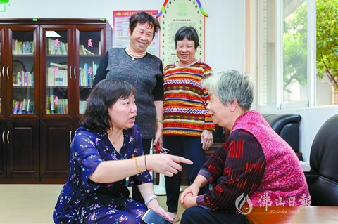 祖庙街道塔坡社区党委书记,居委会主任谭翠婵:办好小事拉近社区邻里情