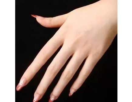 手相,富贵,手掌,财运,元宝,太阳,感情线,手指