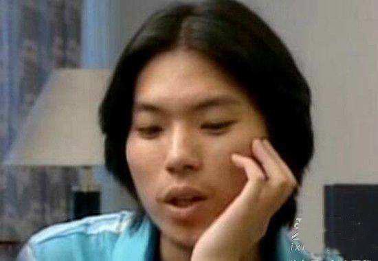 林雪晒17岁旧照，网友感慨认不出，这5个胖子明星年轻时竟这么瘦