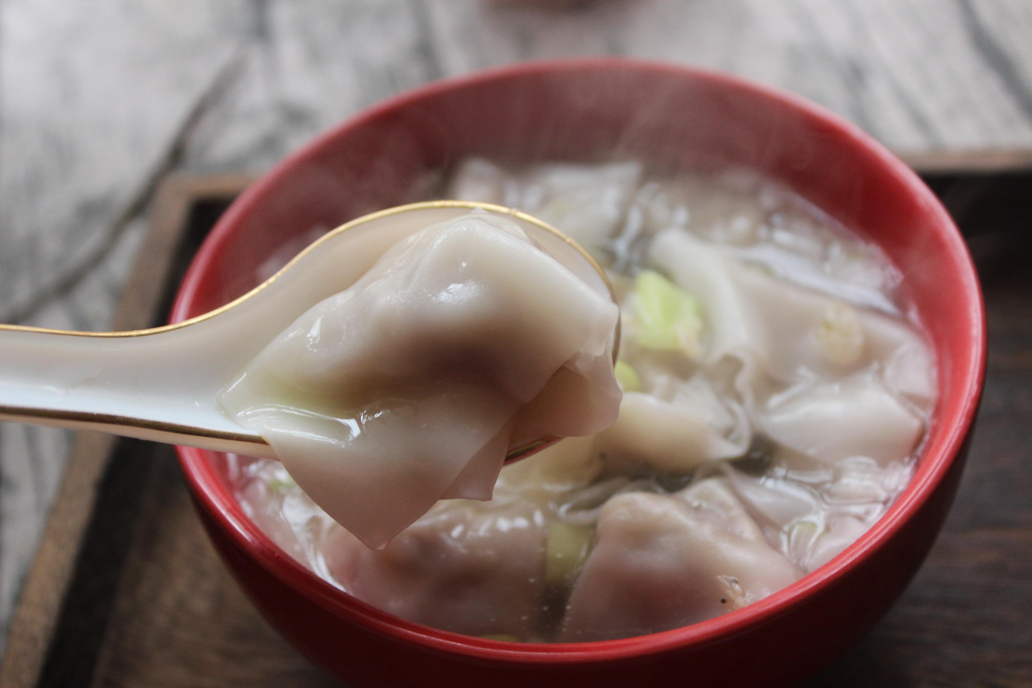 冬天用它做馄饨,孩子一口气吃了20个,馅大皮薄真美味,增强体质
